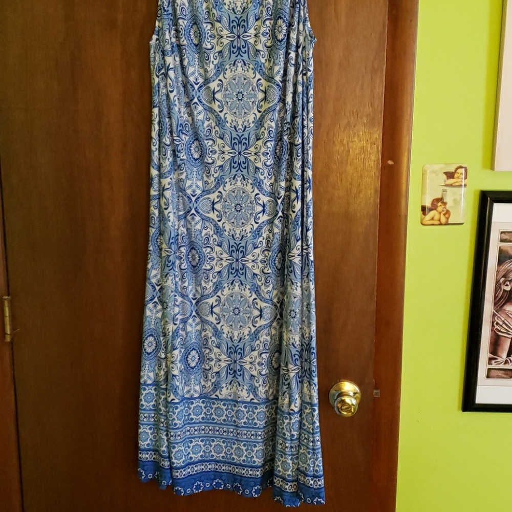 Blue and White patterned dress